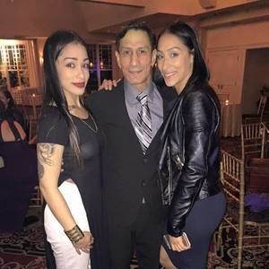 Meet your Posher, Clarissa